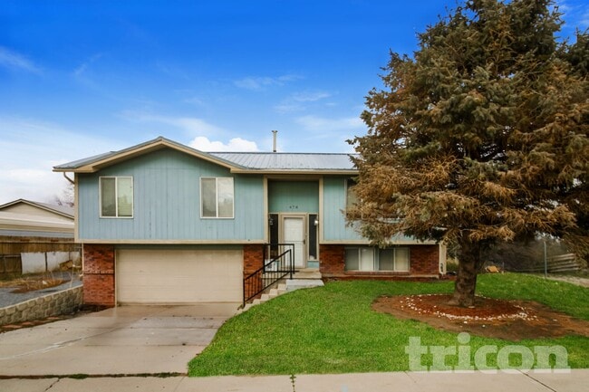 property at 478 Havasu St