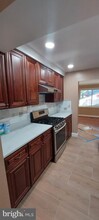 428 W Deer Park Rd in Gaithersburg, MD - Building Photo - Building Photo