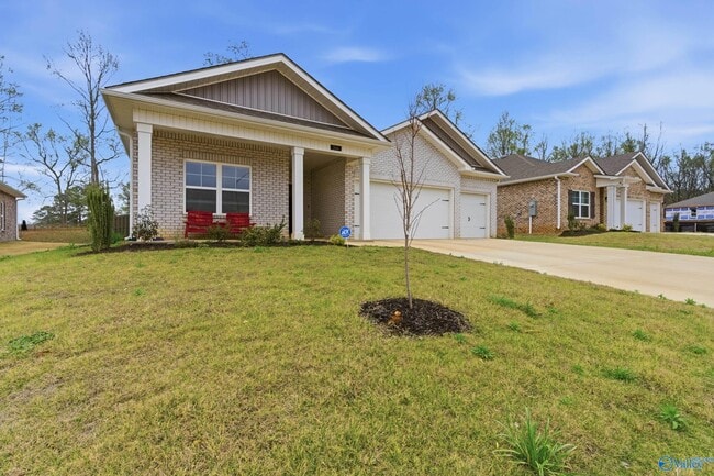 344 Sandy Oak Dr in Harvest, AL - Building Photo - Building Photo