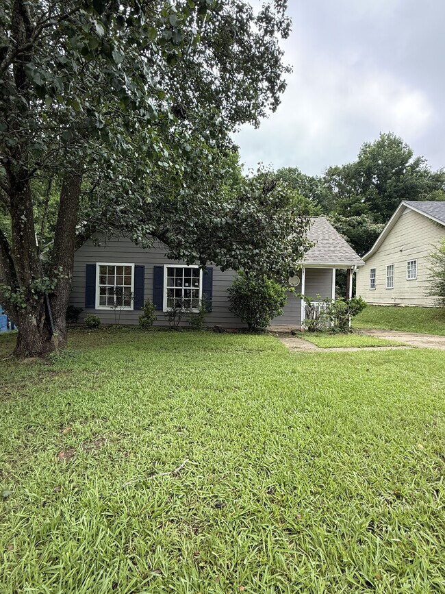 property at 761 Crowne Rd