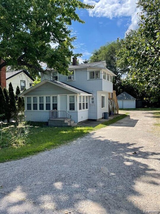 2332 Fordham St Photo