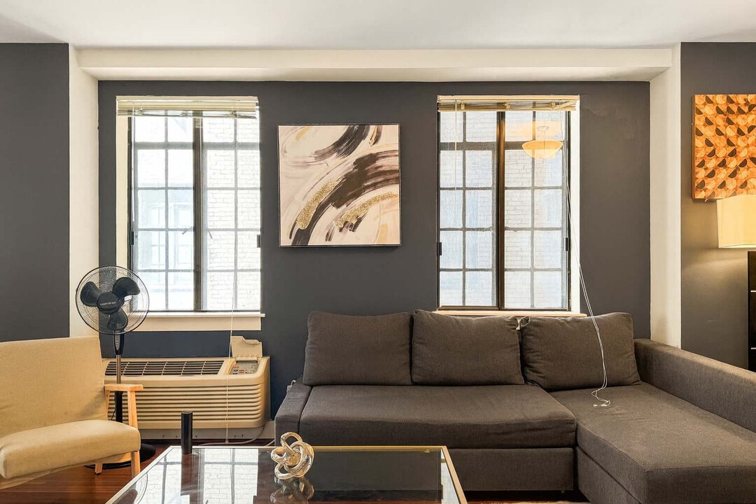 111-23 N 15th St-Unit -ID1055768P in Philadelphia, PA - Building Photo