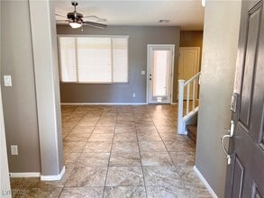 7237 Puddle Duck St in Las Vegas, NV - Building Photo - Building Photo