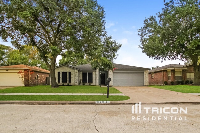 property at 7911 Bluff Trail Dr