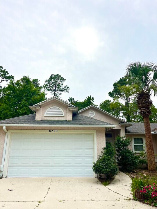 6773 Veronica Ct in St. Augustine, FL - Building Photo