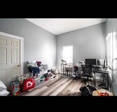 206 N 37th St in Milwaukee, WI - Foto de edificio - Building Photo