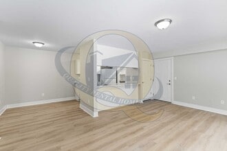 Summerfield Apartments in Flint, MI - Foto de edificio - Interior Photo