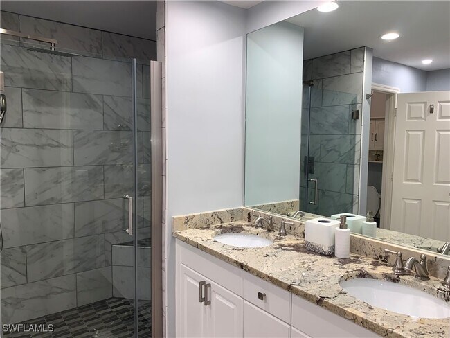 1108 Egrets Walk Cir in Naples, FL - Building Photo - Building Photo