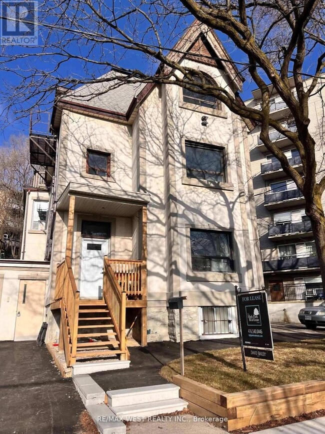 property at 96 Springhurst Ave