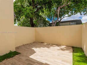 8329 SW 137th Ave in Miami, FL - Building Photo - Building Photo