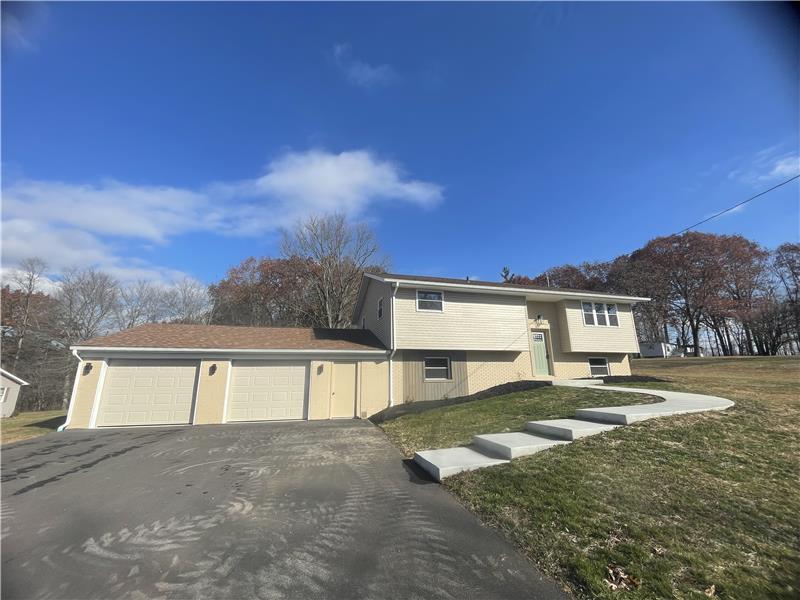 889 Township Rd 217 in Bloomingdale, OH - Building Photo