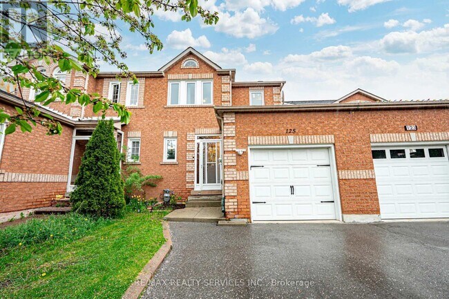 125 Lent Crescent in Brampton, ON - Building Photo - Building Photo