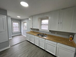 407 W 23rd St in Lorain, OH - Building Photo - Building Photo