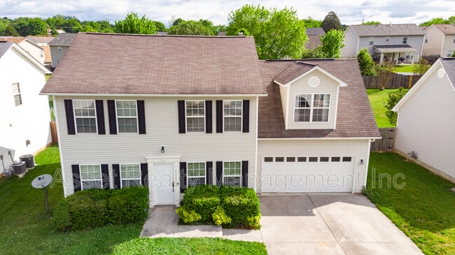 2123 Cartmill Dr in Powell, TN - Building Photo - Building Photo