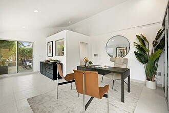 11354 Sunshine Ter in Studio City, CA - Building Photo - Building Photo