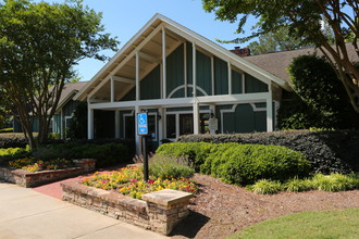 Southland Station Apartments in Warner Robins, GA - Building Photo - Building Photo