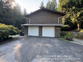 5204 136th St SW in Edmonds, WA - Building Photo - Building Photo