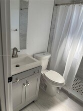 1611 NE 32nd Pl in Pompano Beach, FL - Building Photo - Building Photo