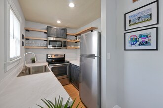 403 Highland Ave in Orlando, FL - Building Photo - Building Photo