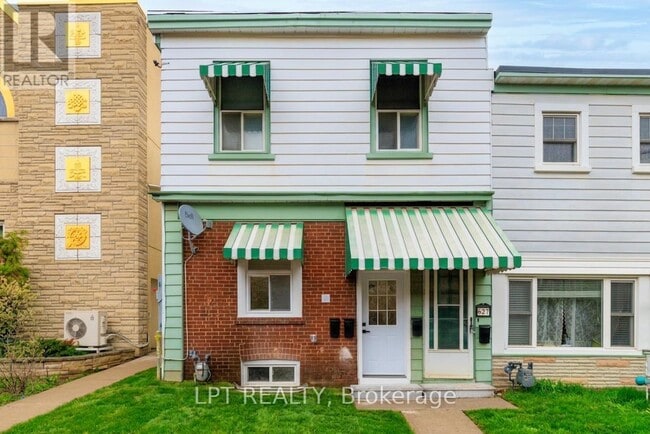 property at 627 Crawford St