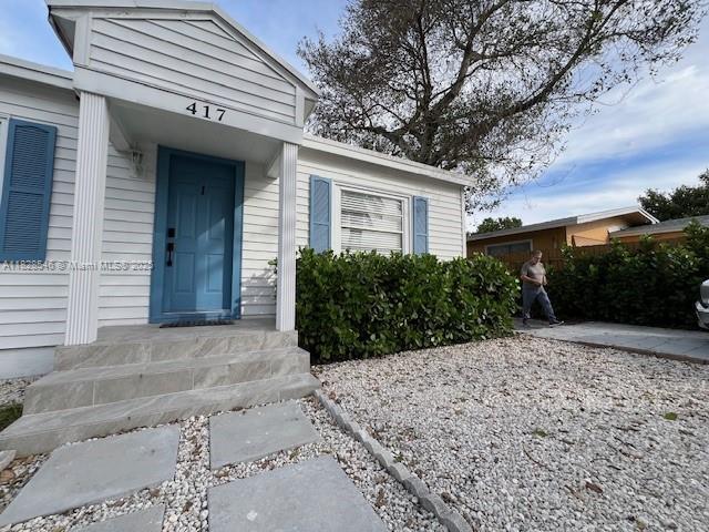 property at 417 SE 22nd St