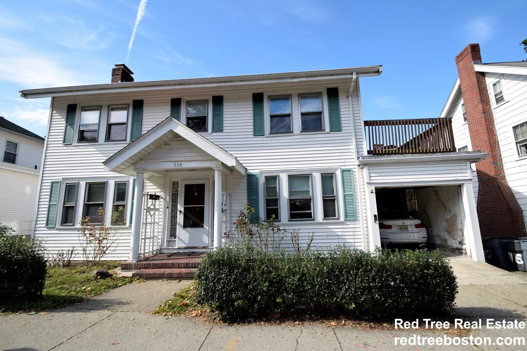 116 Lake St, Unit 1 in Boston, MA - Foto de edificio