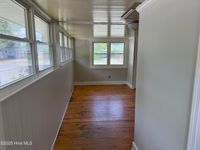 2500 E 3rd St in Greenville, NC - Building Photo - Building Photo