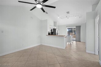 4080 24th Ave NE in Naples, FL - Building Photo - Building Photo