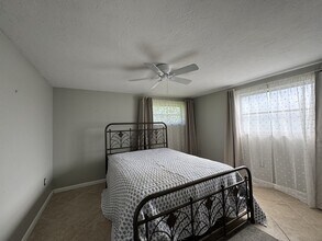927 Lemon Bay Dr in Venice, FL - Building Photo - Building Photo