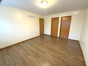 154 Wedgeport Ct in Romeoville, IL - Building Photo - Building Photo