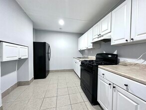 52 Grace St in Jersey City, NJ - Building Photo - Building Photo