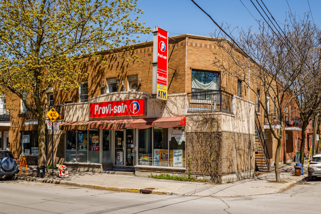 901 Charlevoix St in Montréal, QC - Building Photo