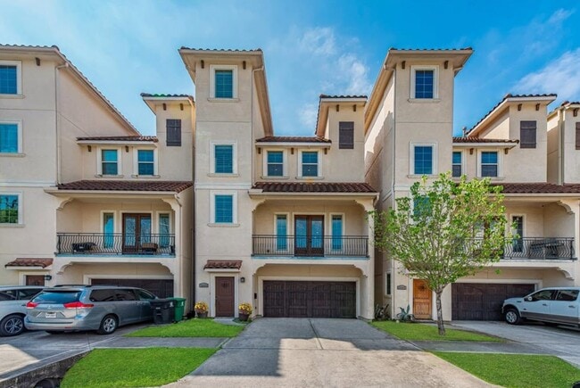 property at 5605 Maxie St
