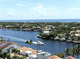 19355 Turnberry Way in Aventura, FL - Building Photo