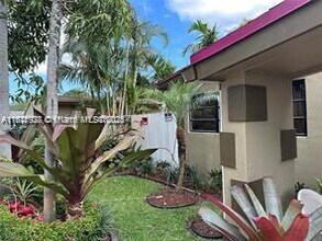 7100 Coolidge St in Hollywood, FL - Building Photo - Building Photo