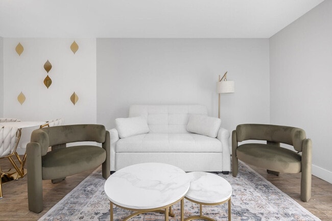 property at 4307 W Kennedy Blvd