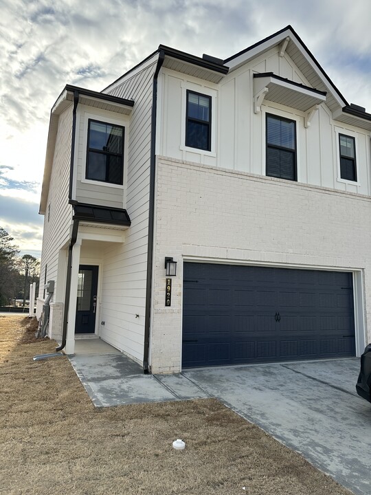 1920 Westwind St in Lawrenceville, GA - Building Photo