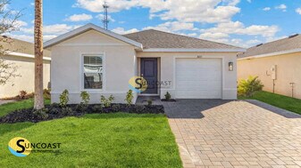 8035 Cedar Ky Wy, Unit 201 in Lehigh Acres, FL - Building Photo