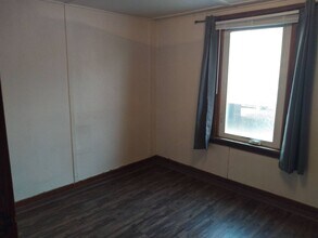 445-447 NE Campus St-Unit -447 in Pullman, WA - Foto de edificio - Building Photo