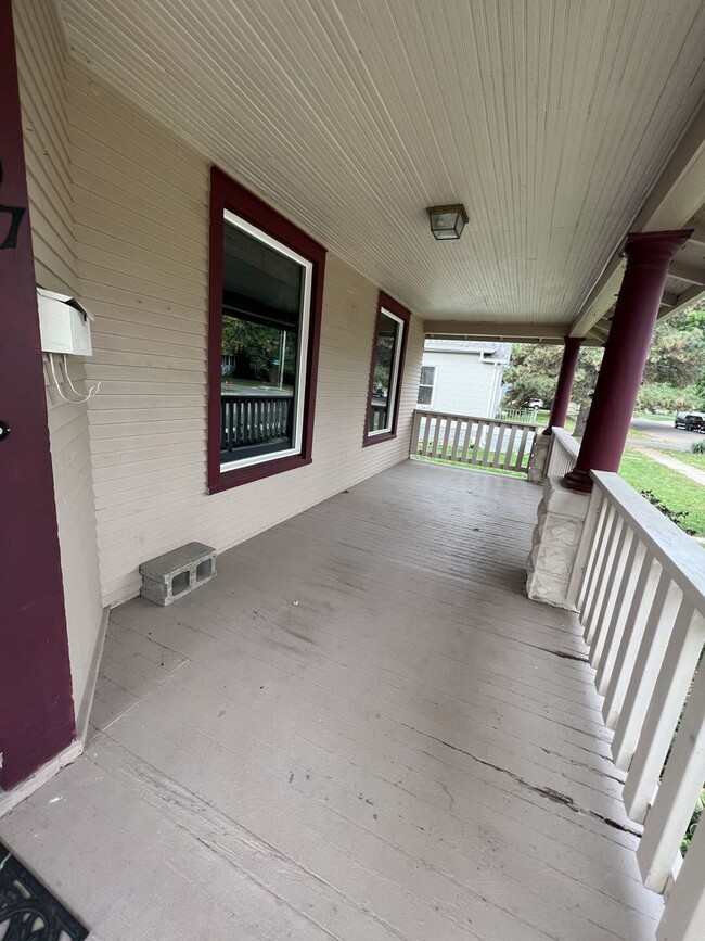 1007 Nebraska Ave in Norfolk, NE - Building Photo - Building Photo