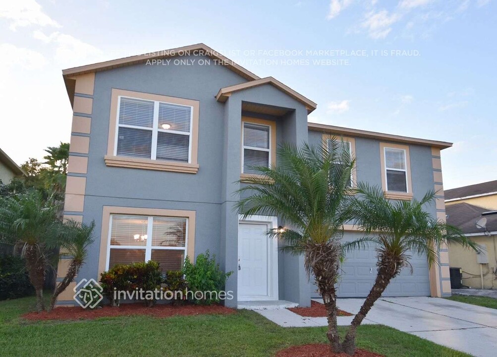 13022 Prairie Meadows Dr in Orlando, FL - Building Photo