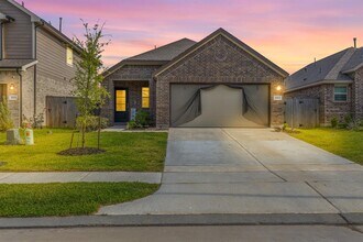 2007 Ballesteros St in Crosby, TX - Building Photo - Building Photo