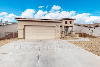 210 Calle Damiano in Bernalillo, NM - Building Photo - Building Photo