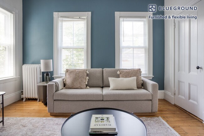 32 Healey St in Cambridge, MA - Building Photo - Building Photo