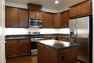 639 Calle Vibrante in Palm Desert, CA - Building Photo - Building Photo