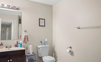 127 Birdseye View Dr, Unit A in Ithaca, NY - Foto de edificio - Building Photo