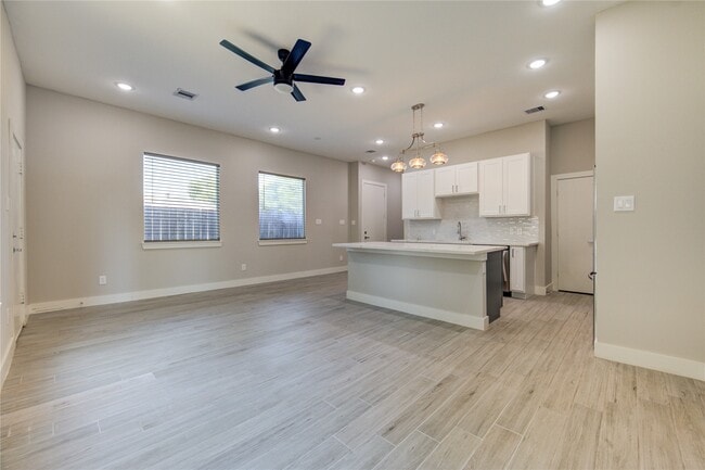 property at 4536 Sunflower St
