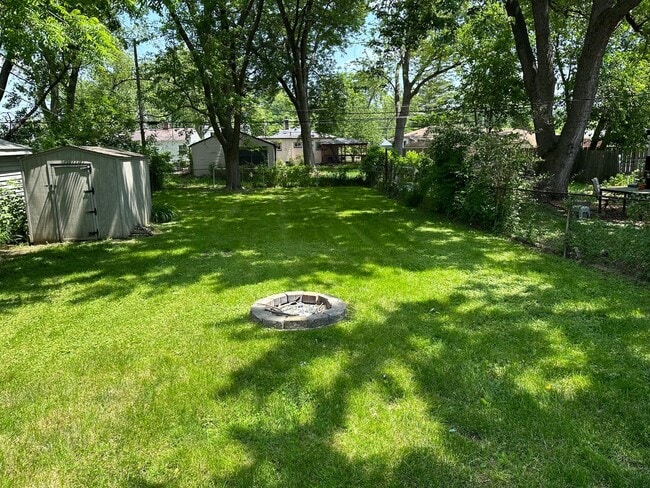 24332 Bolam Ave in Warren, MI - Building Photo - Building Photo