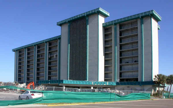 Acquilus II in Jacksonville Beach, FL - Foto de edificio - Building Photo