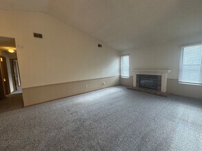 2725 Dartmouth Dr in Springfield, IL - Building Photo - Building Photo
